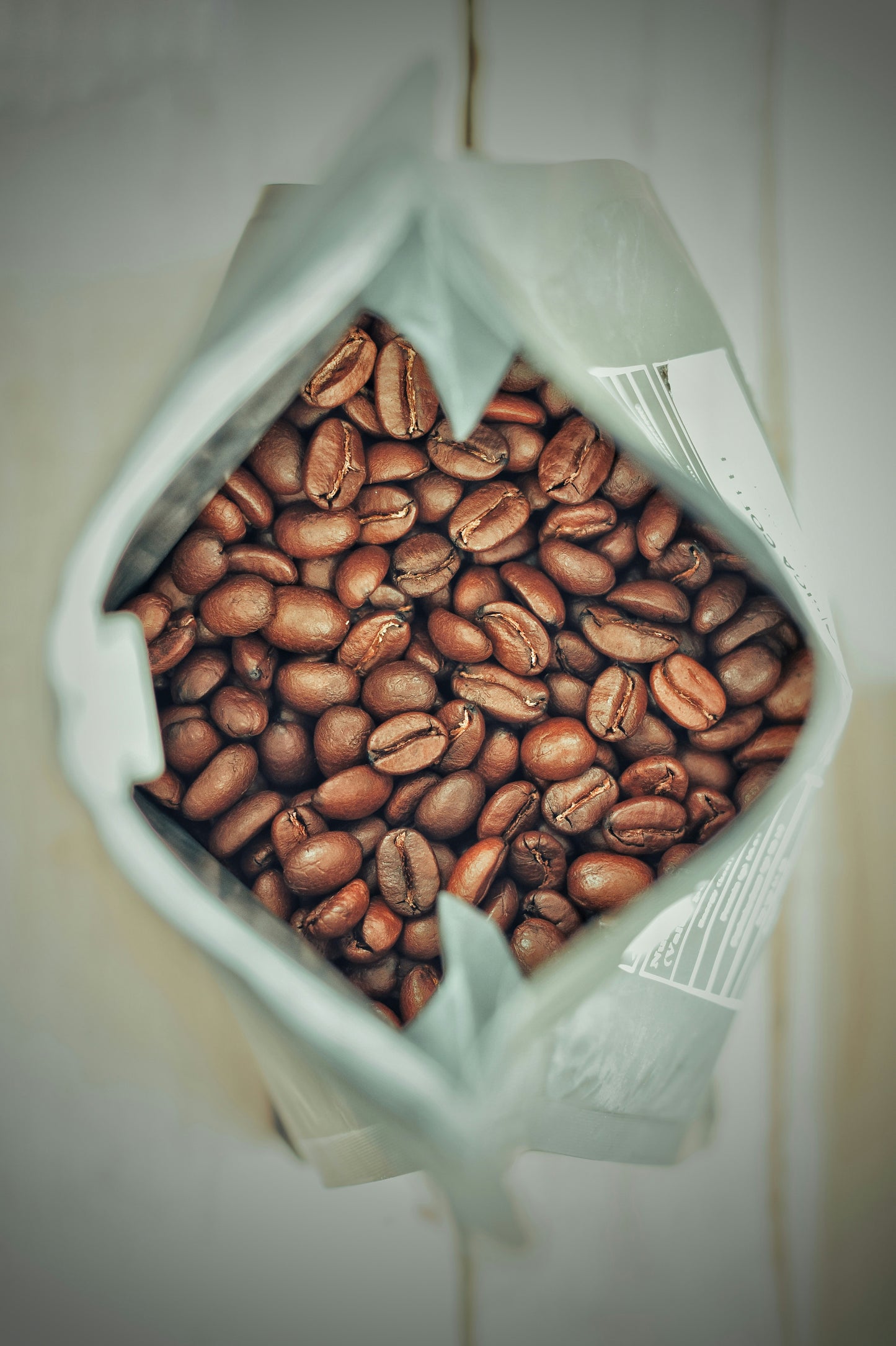 Je rajoute une machine expresso à grains pour mon petit déjeuner : Delonghi ou équivalent