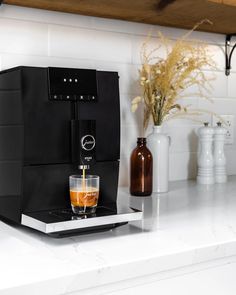 Location / jour Machine espresso à grain Jura WE6 ou équivalent